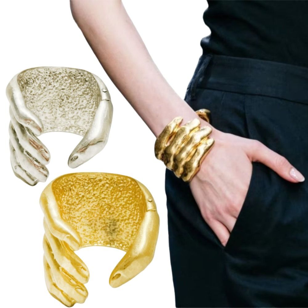 5-Fingered Palm Grip Bracelet  - Luxury Lifestyle Photography 评论和价格